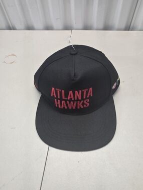 Atlanta Hawks NBA Black Red Basketball Hat limited In-Game release NEW
